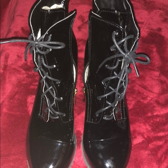 Black ankle boots - Picture 3 of 3